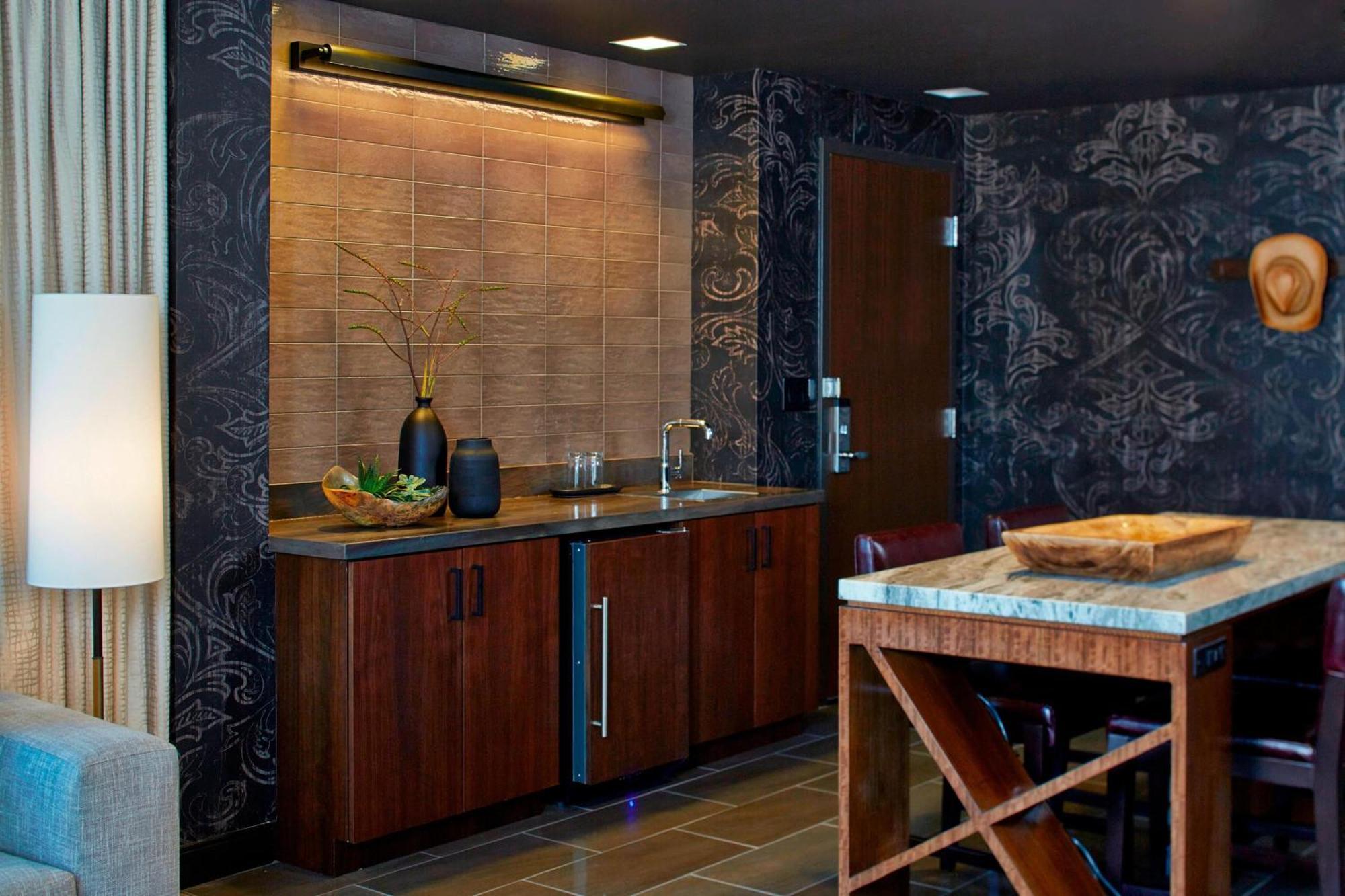 Renaissance Dallas At Plano Legacy West Hotel Екстериор снимка